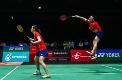 HuaTiHui-日本羽毛球队横扫马来西亚羽毛球队，安赛龙统治全场