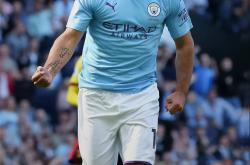 华体会APP下载-足球明星在西珲赛场上的亮眼表现