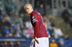 华体会官方-包含挪威女足奋力拼搏挪威足球队拼尽全力争取胜利的词条