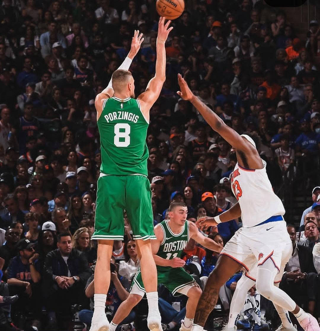 绿军大胜76人：布朗砍下40分，绿军主场豪取胜利