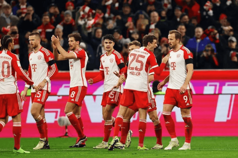 拜仁慕尼黑豪取三连胜,德甲领跑 拜仁慕尼黑豪取三连胜,德甲领跑