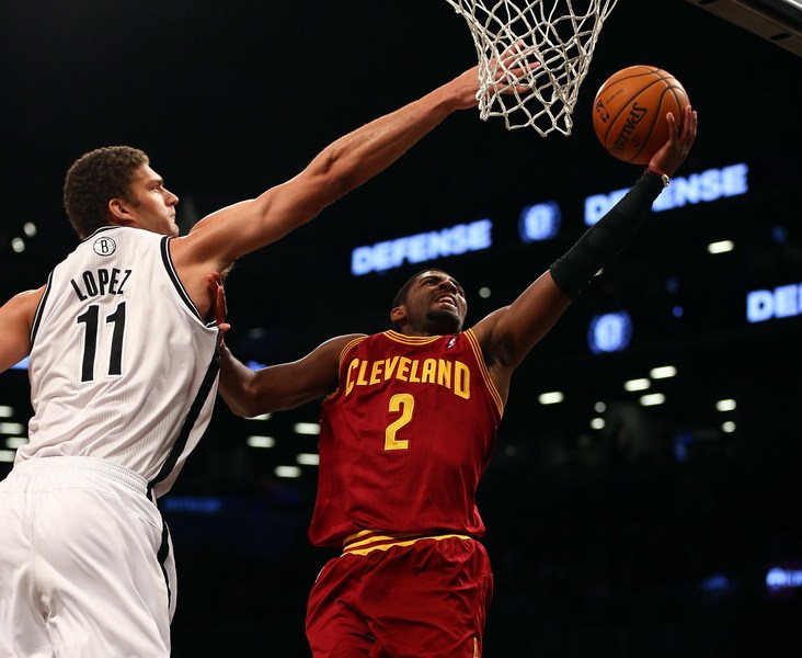 关于篮网擒黄蜂，厄文砍下27分的信息