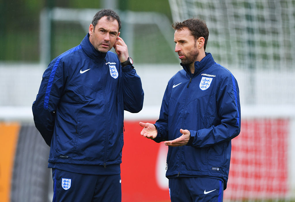 英格兰教练因黑客入侵锥刺不满