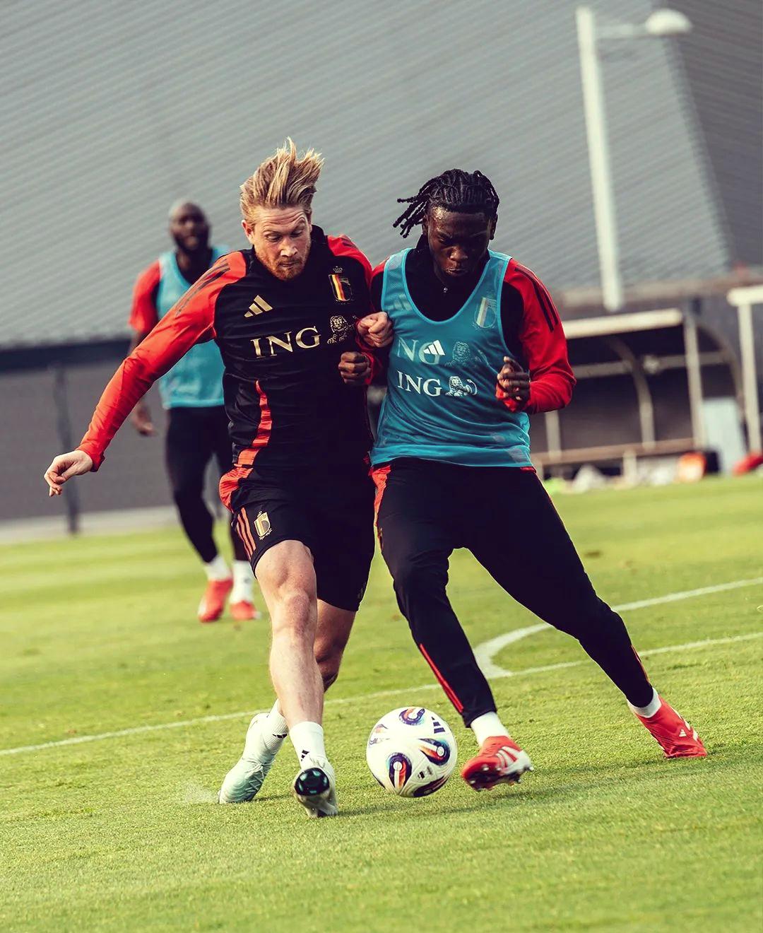 意大利客场平挪威,保持不败纪录 意大利客场平挪威,保持不败纪录